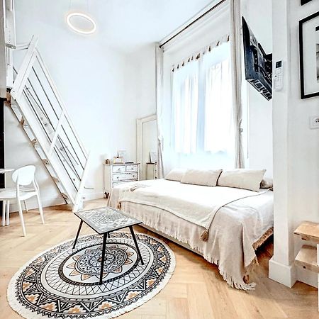 Mini Duplex 50M Du Vieux Port Lägenhet Cannes Exteriör bild