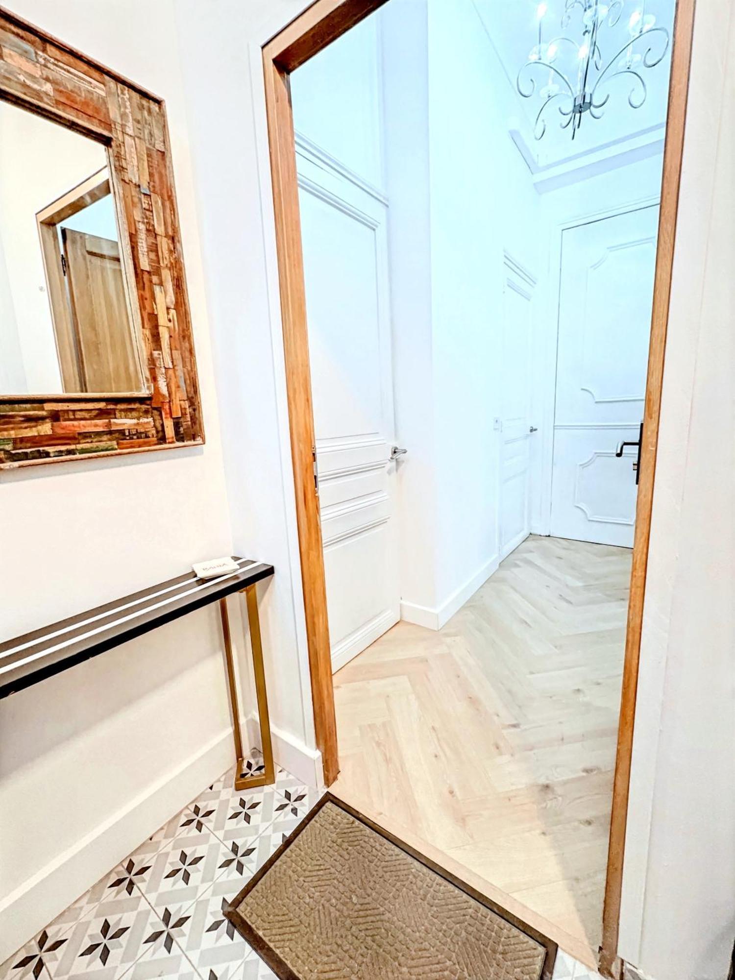 Mini Duplex 50M Du Vieux Port Lägenhet Cannes Exteriör bild
