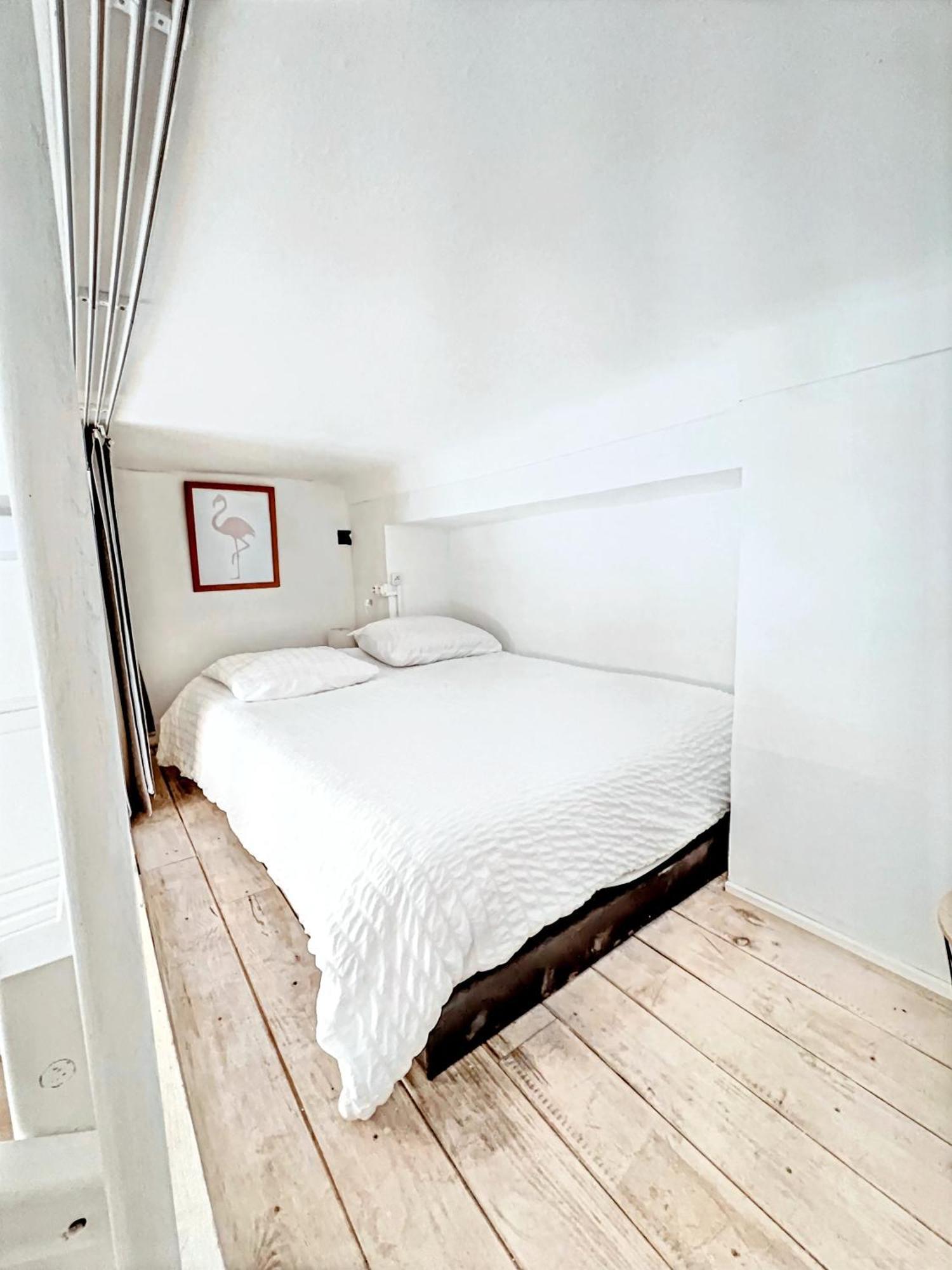 Mini Duplex 50M Du Vieux Port Lägenhet Cannes Exteriör bild